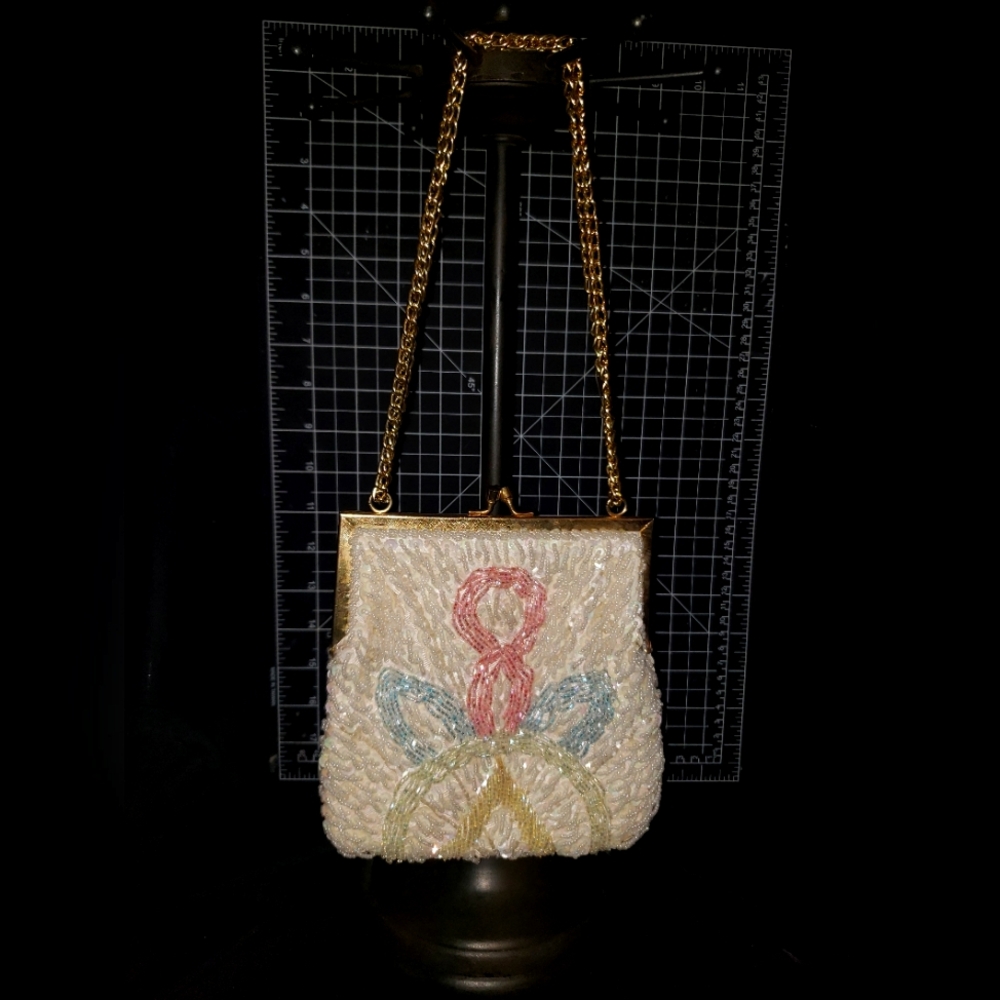 Antique 1920's LA Regale handmade beaded purse made in Hong Kong
